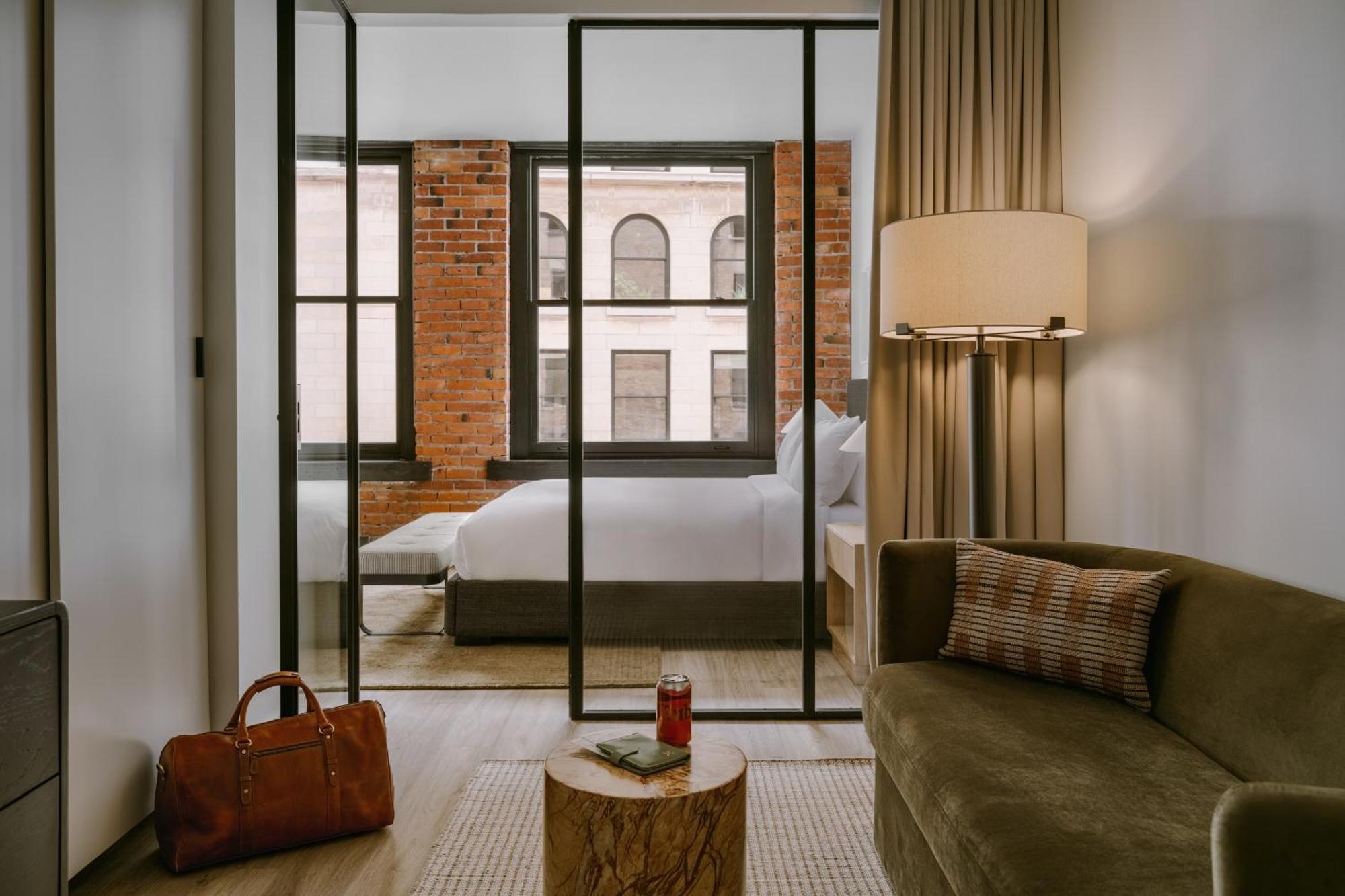 Sonder By Marriott Bonvoy Apollon Apartments Old Montreal Монреаль Экстерьер фото