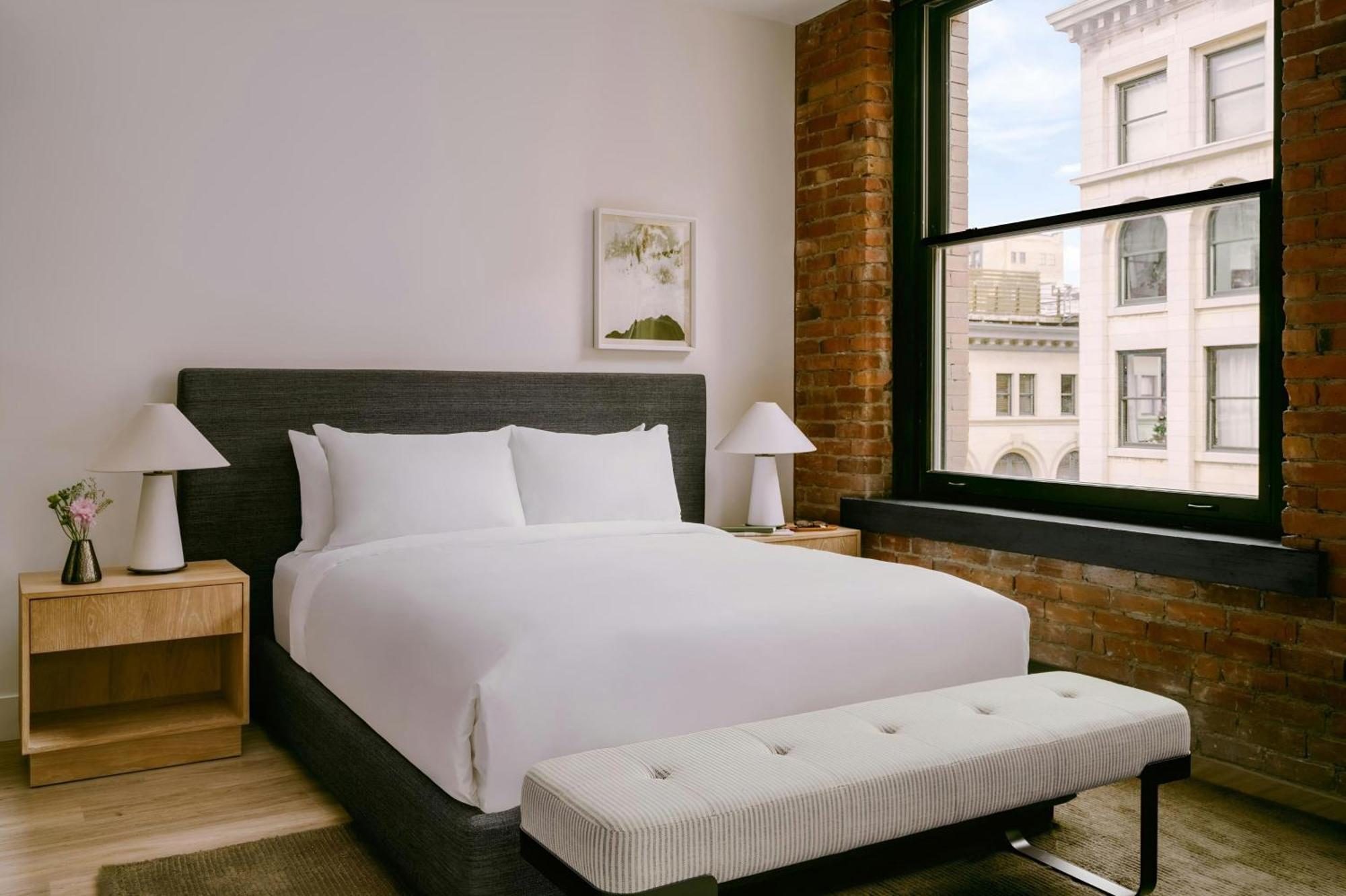 Sonder By Marriott Bonvoy Apollon Apartments Old Montreal Монреаль Экстерьер фото