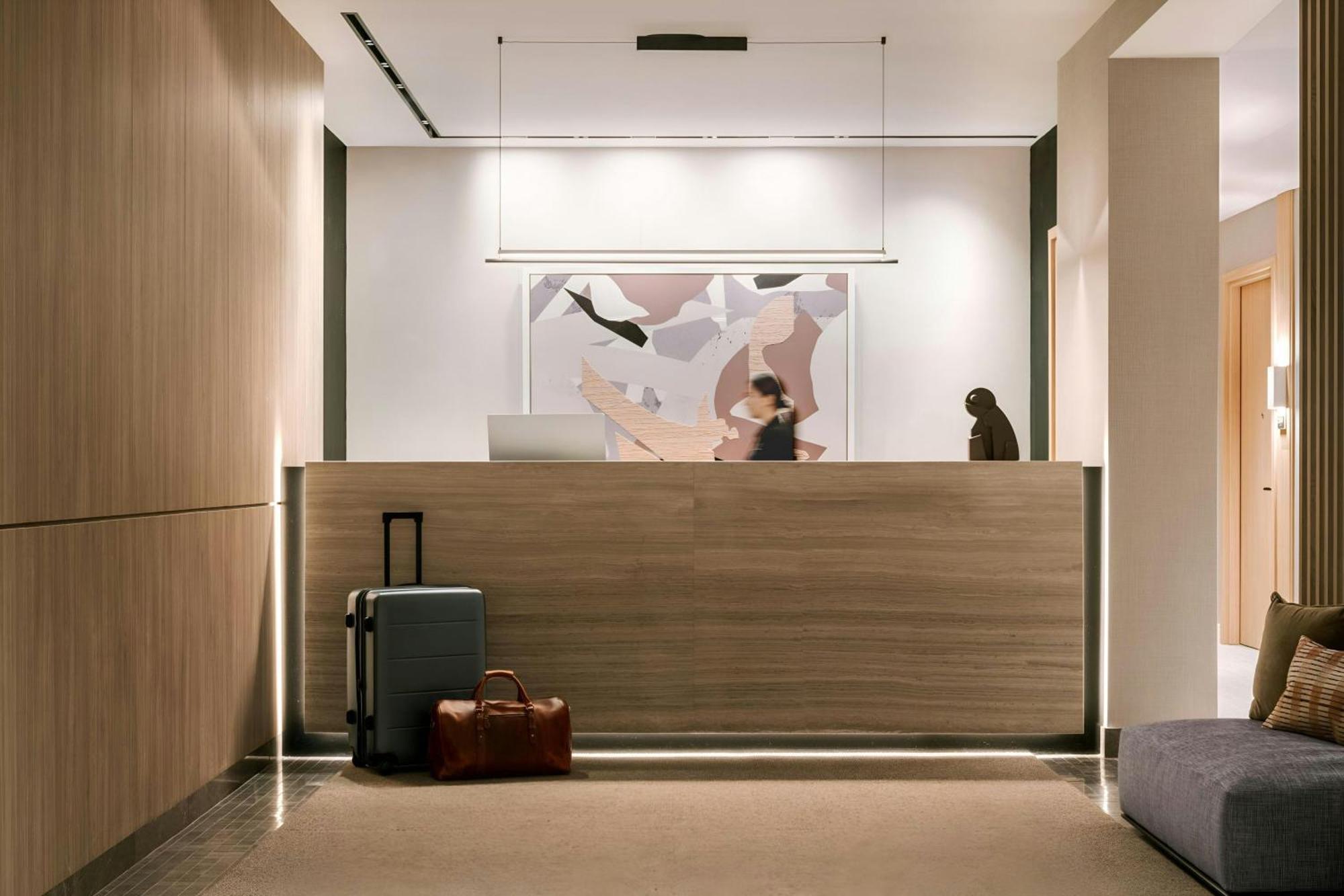 Sonder By Marriott Bonvoy Apollon Apartments Old Montreal Монреаль Экстерьер фото